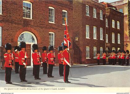 uk50211 queens life guards detachment of queens guard london uk soldier military
