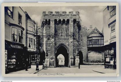 50586025 - Southampton