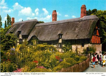 CPM Stratford Upon Avon Anne Hathaway's Cottage Shottery