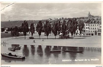 Luxembourg - REMICH - Au bord de la Moselle - CARTE PHOTO - Ed. Sibenaler