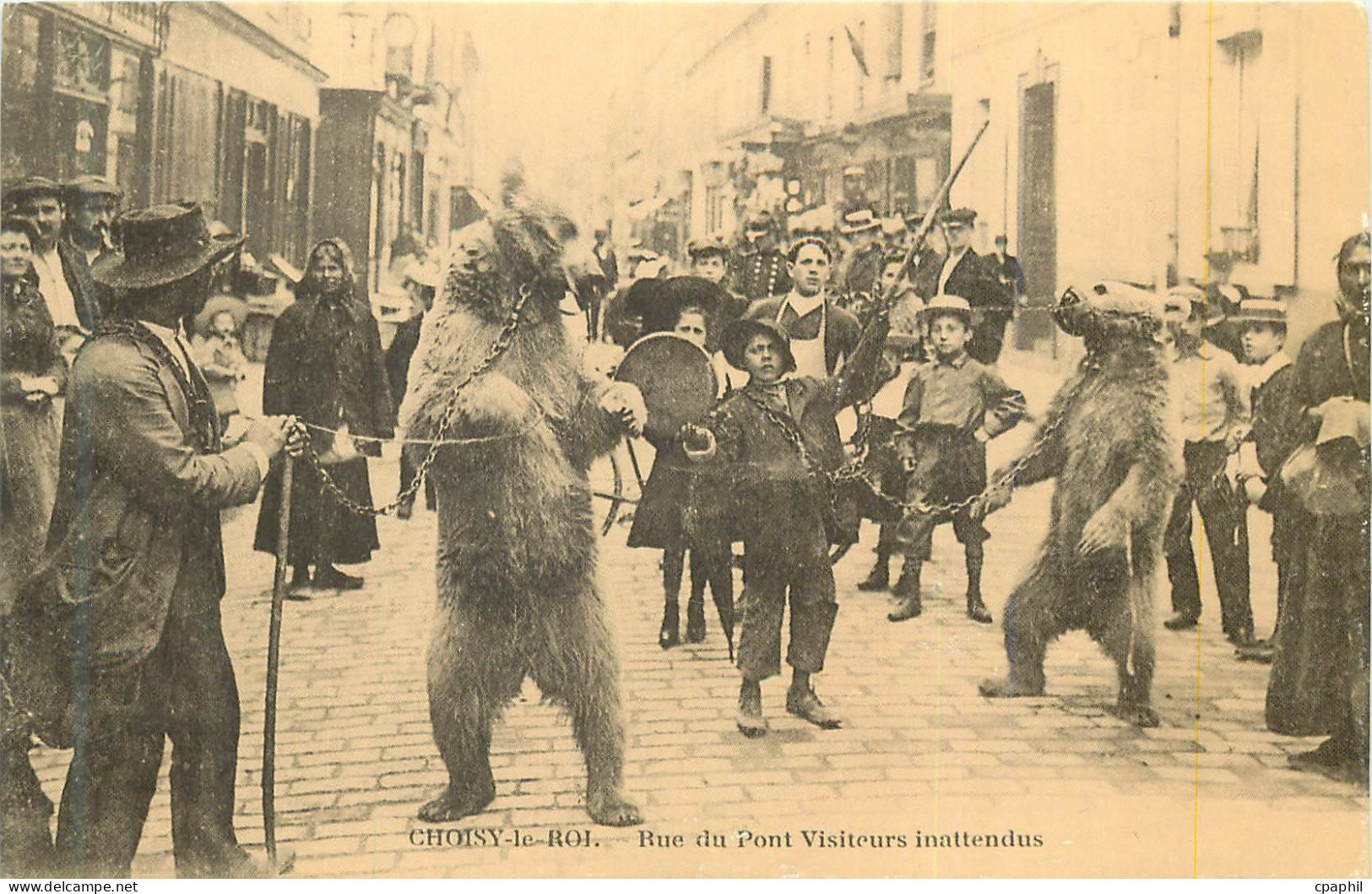 REPRO Choisy le Roi Rue du Pont Visiteurs Inattendus