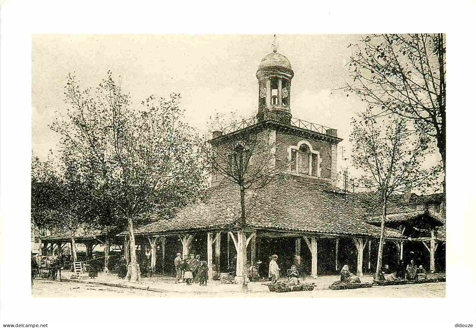 Reproduction CPA - 31 Revel - La Halle - CPM - Voir Scans Recto-Verso