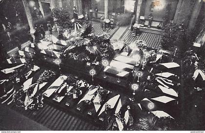 Česká rep. - PRAHA - Rakve popravenych mucedniku v Pantheone musea