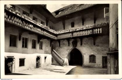 CPA Cheb Eger Region Karlsbad, Nadvori musea