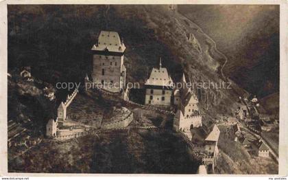 Karlstein Burg Karlstejn CZ Burg-Karlstejn Burg Mittelalter Wehrtuerme Burgmauer