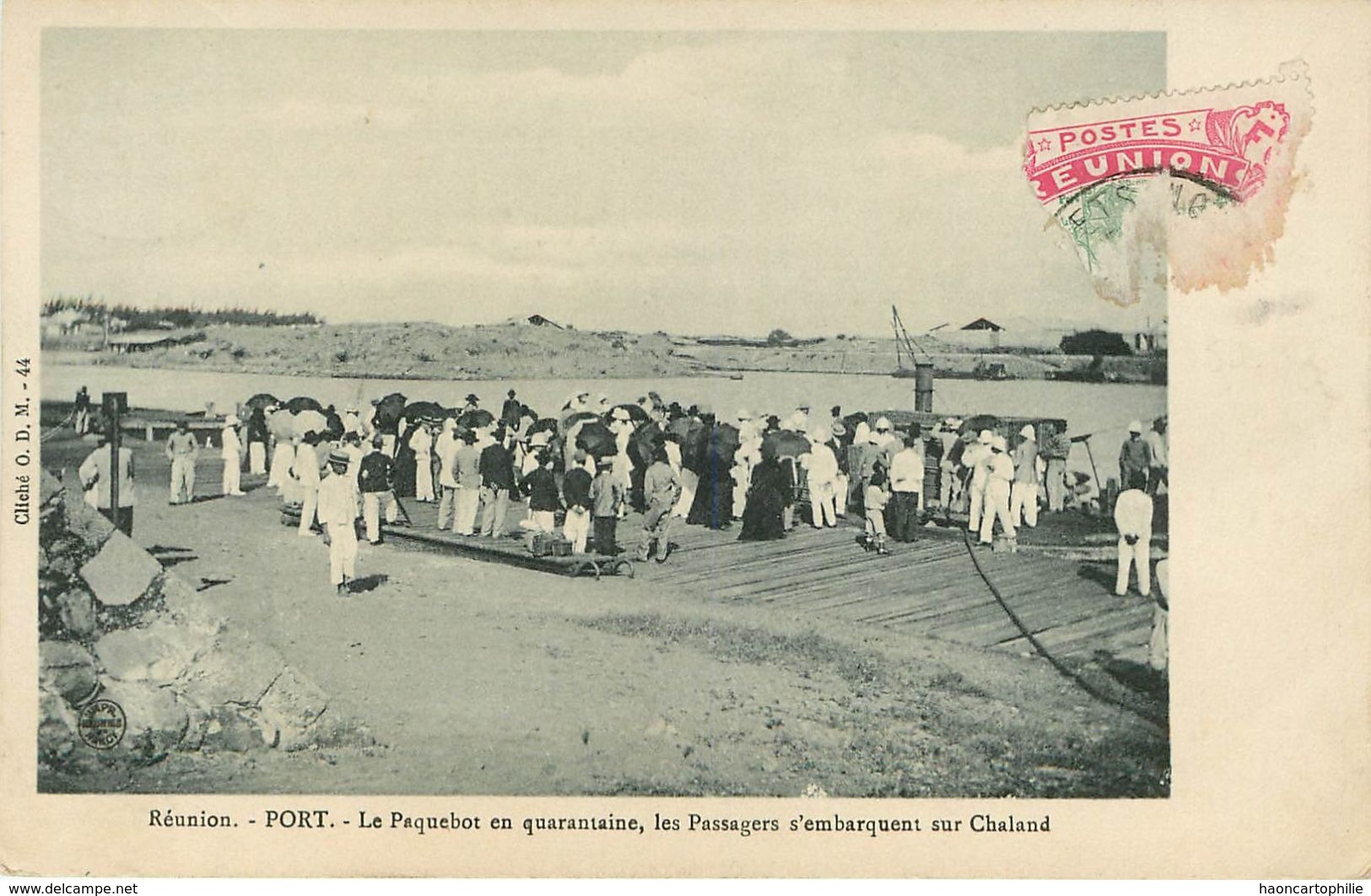 Réunion : le paquebot en quarantaine