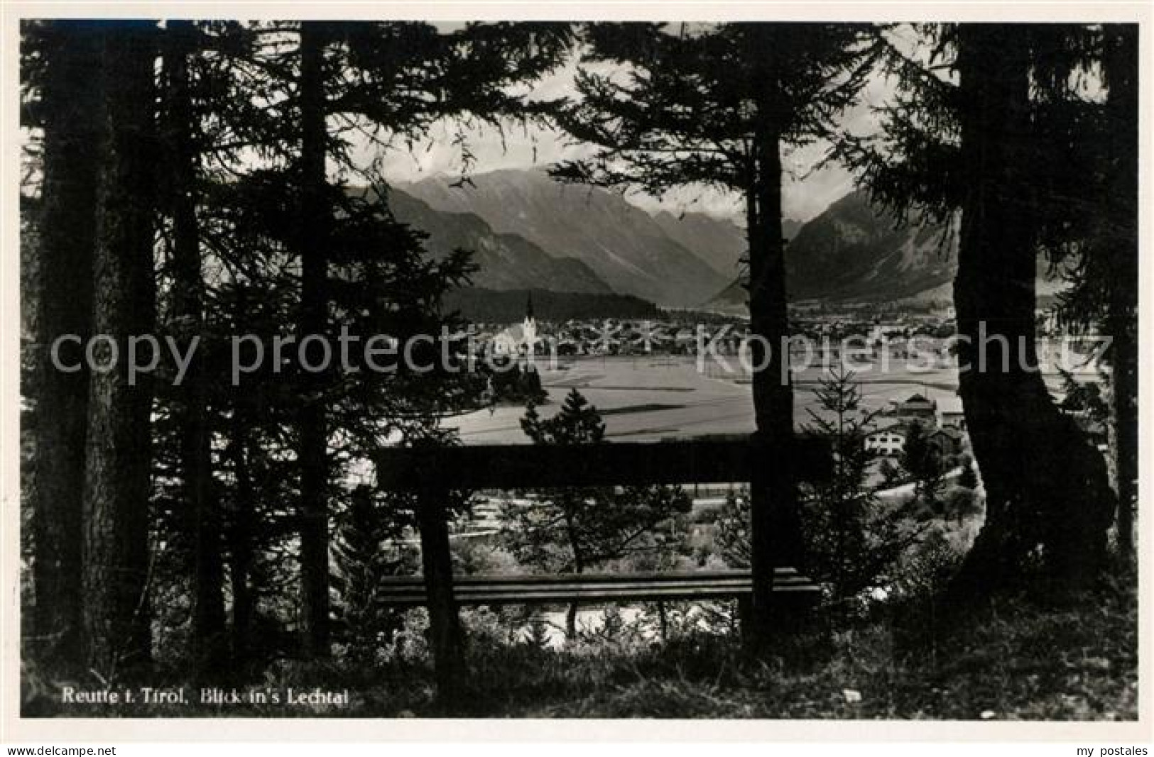 Reutte Tirol Blick ins Lechtal