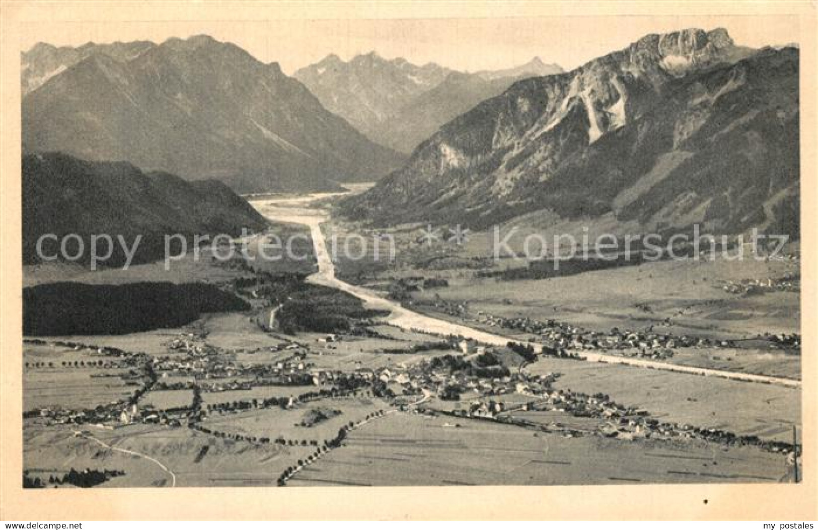 Reutte Tirol Fliegeraufnahme Lechtal