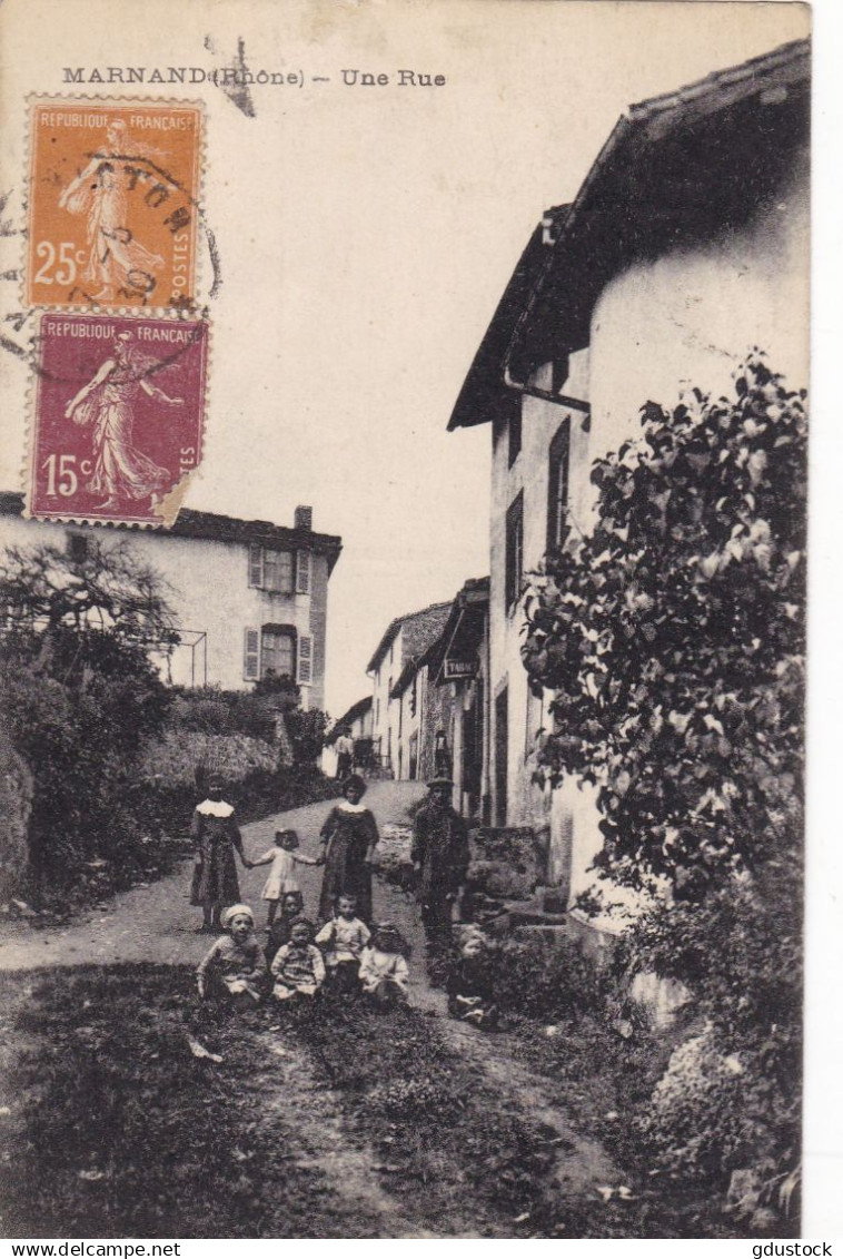Rhône - Marnand - une rue