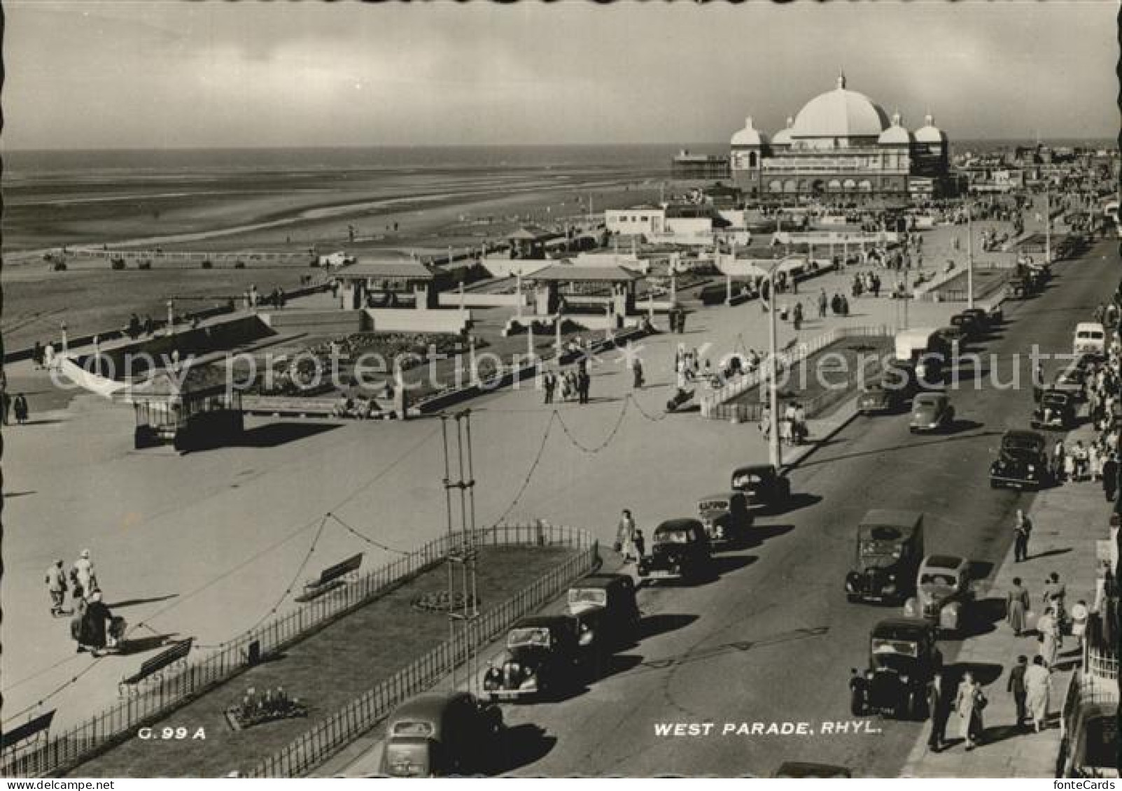 Rhyl Denbighshire West Parade Strand Promenade