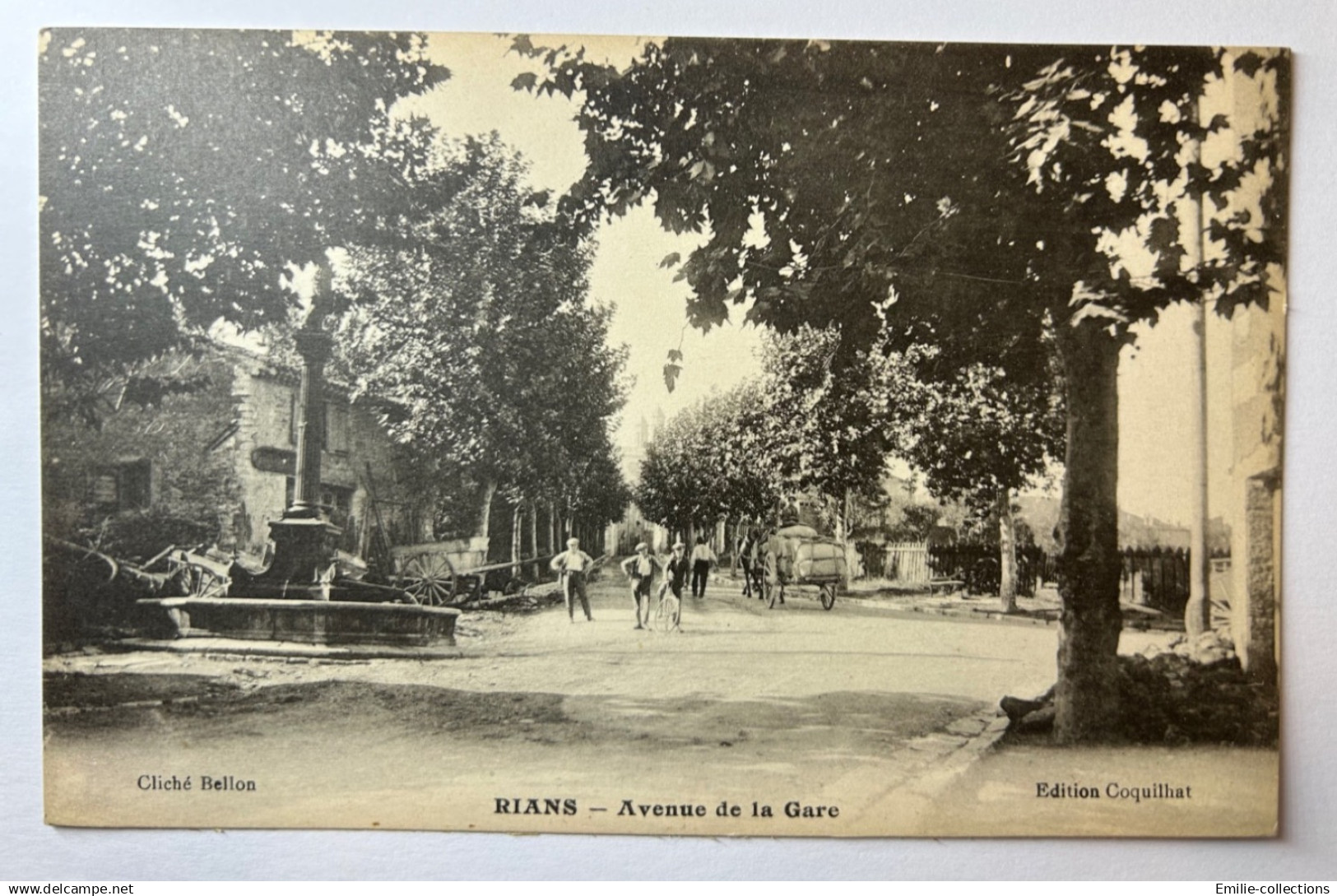 RIANS (83) - AVENUE DE LA GARE