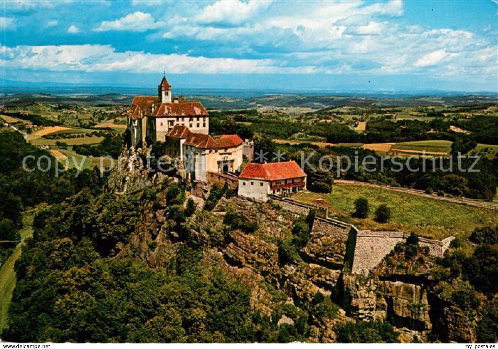 Riegersburg Panorama mit Vorburg
