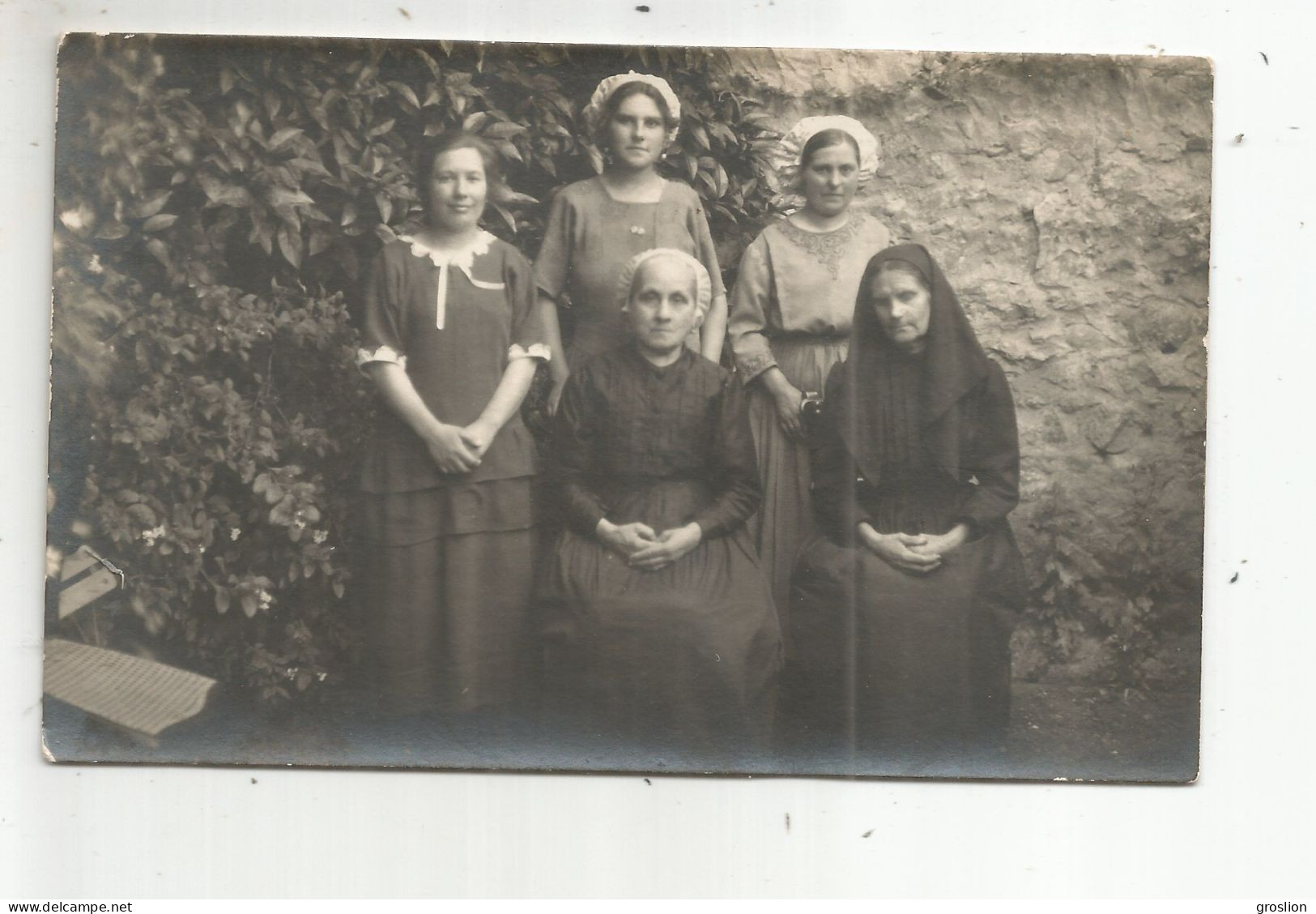 RIVESALTES (66) ? OU ENVIRONS CARTE PHOTO ANCIENNE AVEC CATALANES (PHOTO F MARTY RIVESALTES)