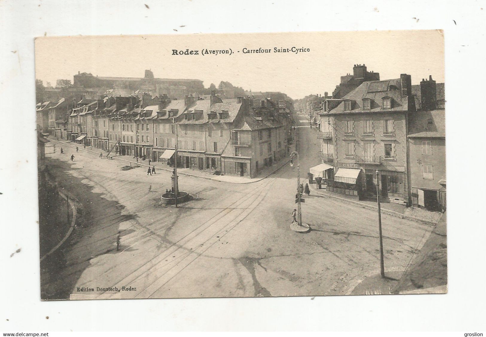 RODEZ (AVEYRON) CARREFOUR SAINT CYRICE