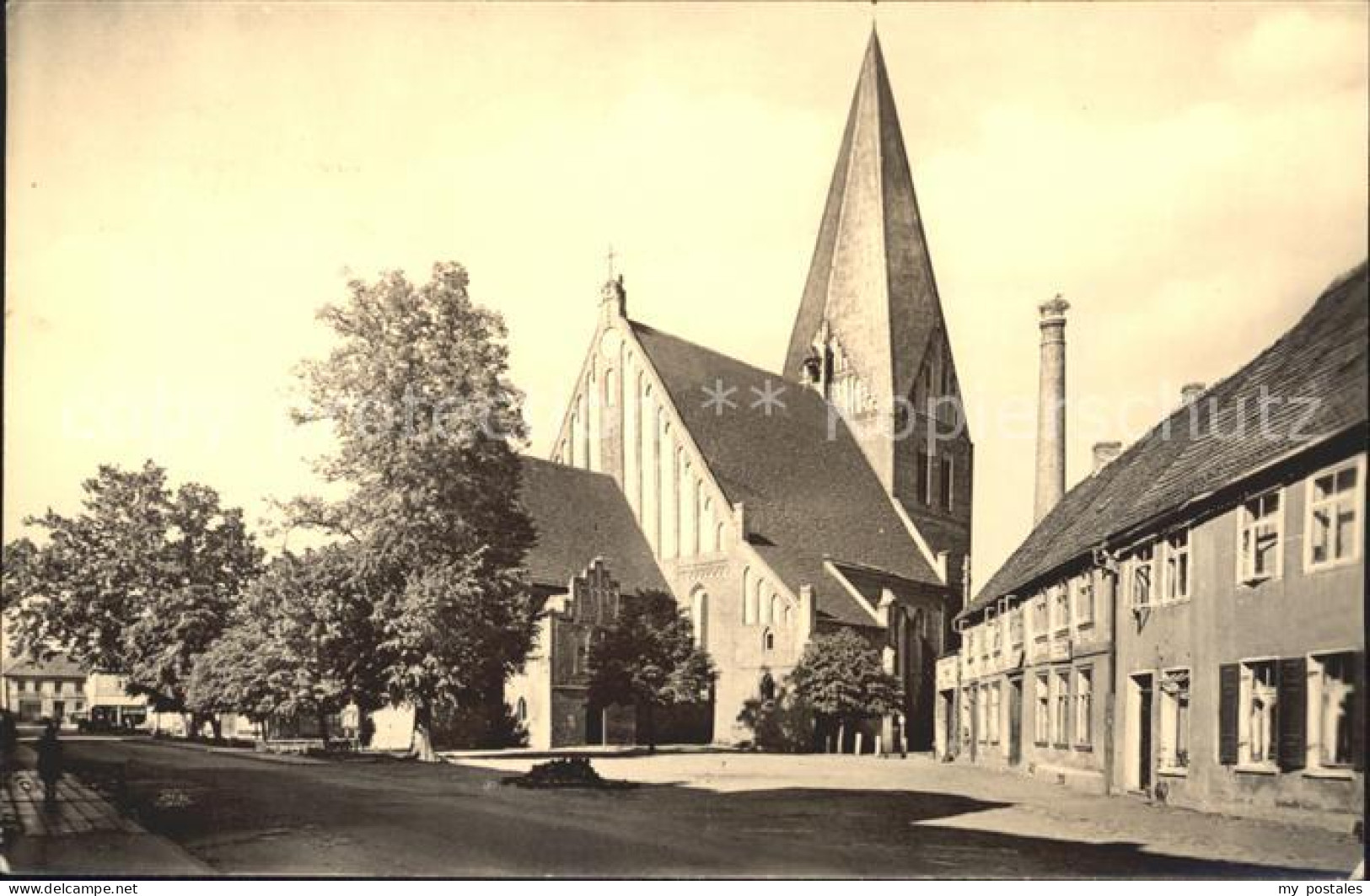 Roebel Mueritz Kirche