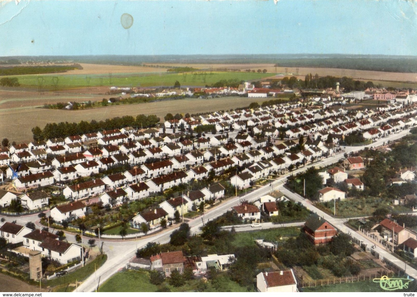 ROISSY-EN-BRIE VUE AERINNE LE VERGER