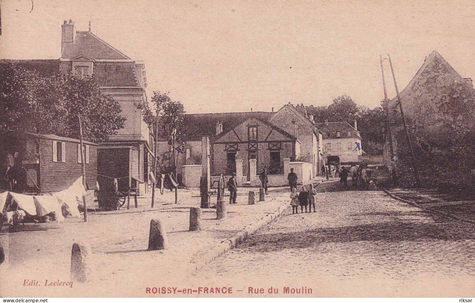 ROISSY EN FRANCE