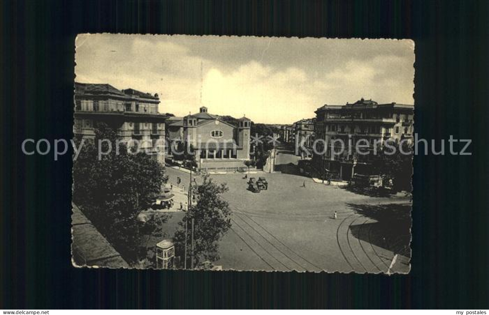 Roma Rom Piazza Ungheria San Roberto Bellarmino