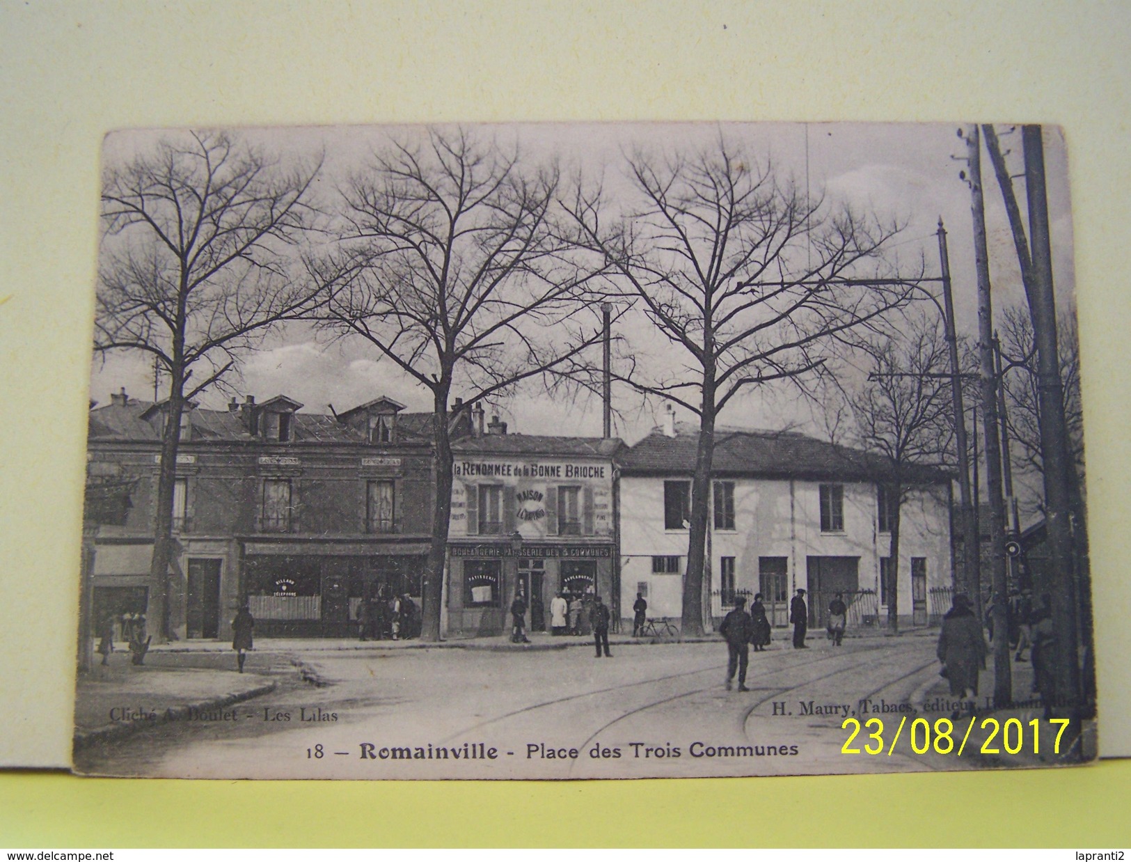 ROMAINVILLE (SEINE SAINT DENIS) LES COMMERCES. LES MAGASINS. PLACE DES TROIS COMMUNES.