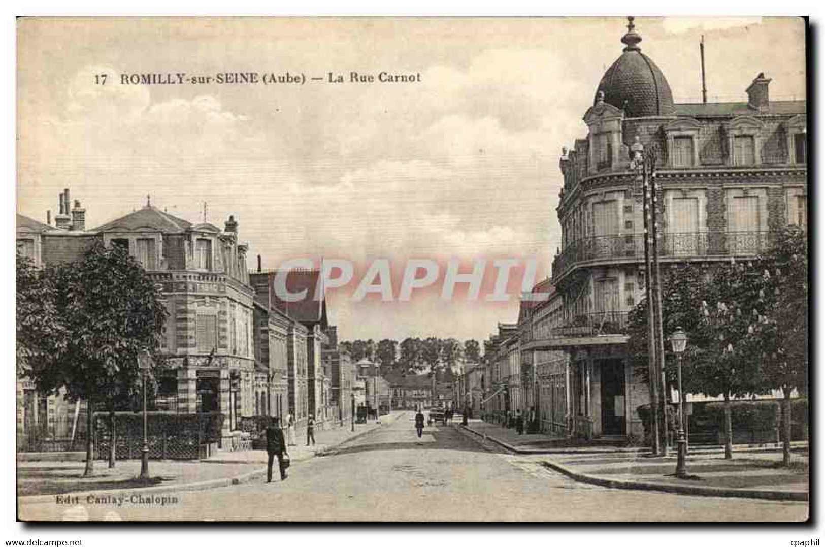 Romilly sur Seine - La Rue Carnot - CPA