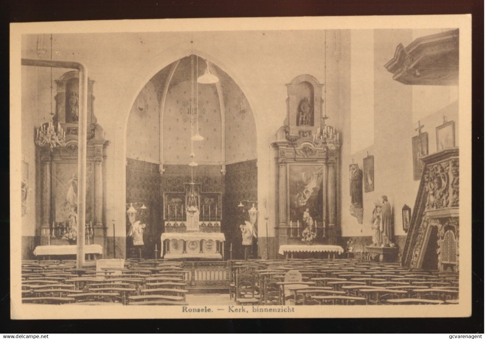 RONSELE   KERK BINNENZICHT