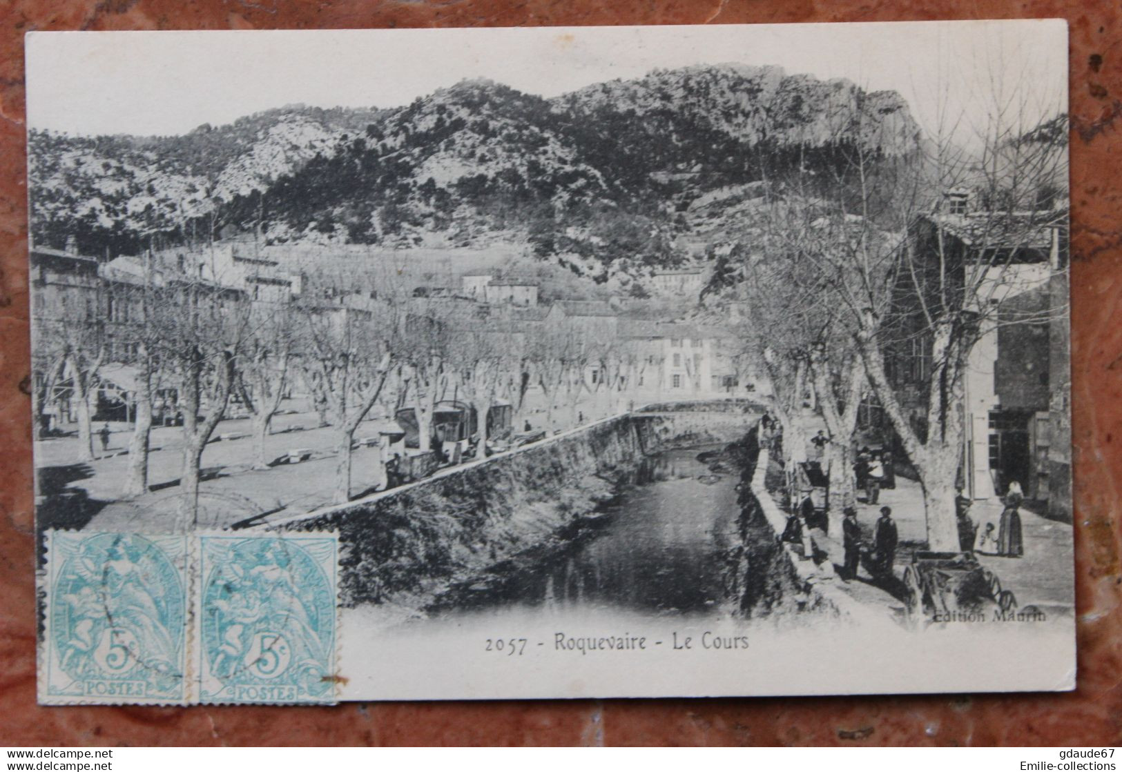 ROQUEVAIRE (13) - LE COURS