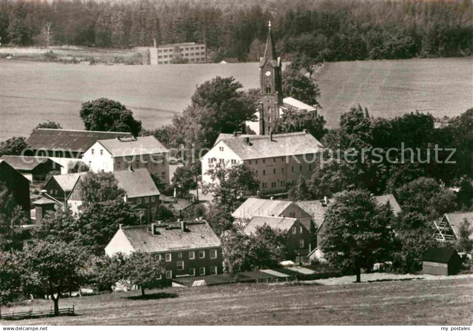 Rosenthal-Bielatal Partie mit Kirche