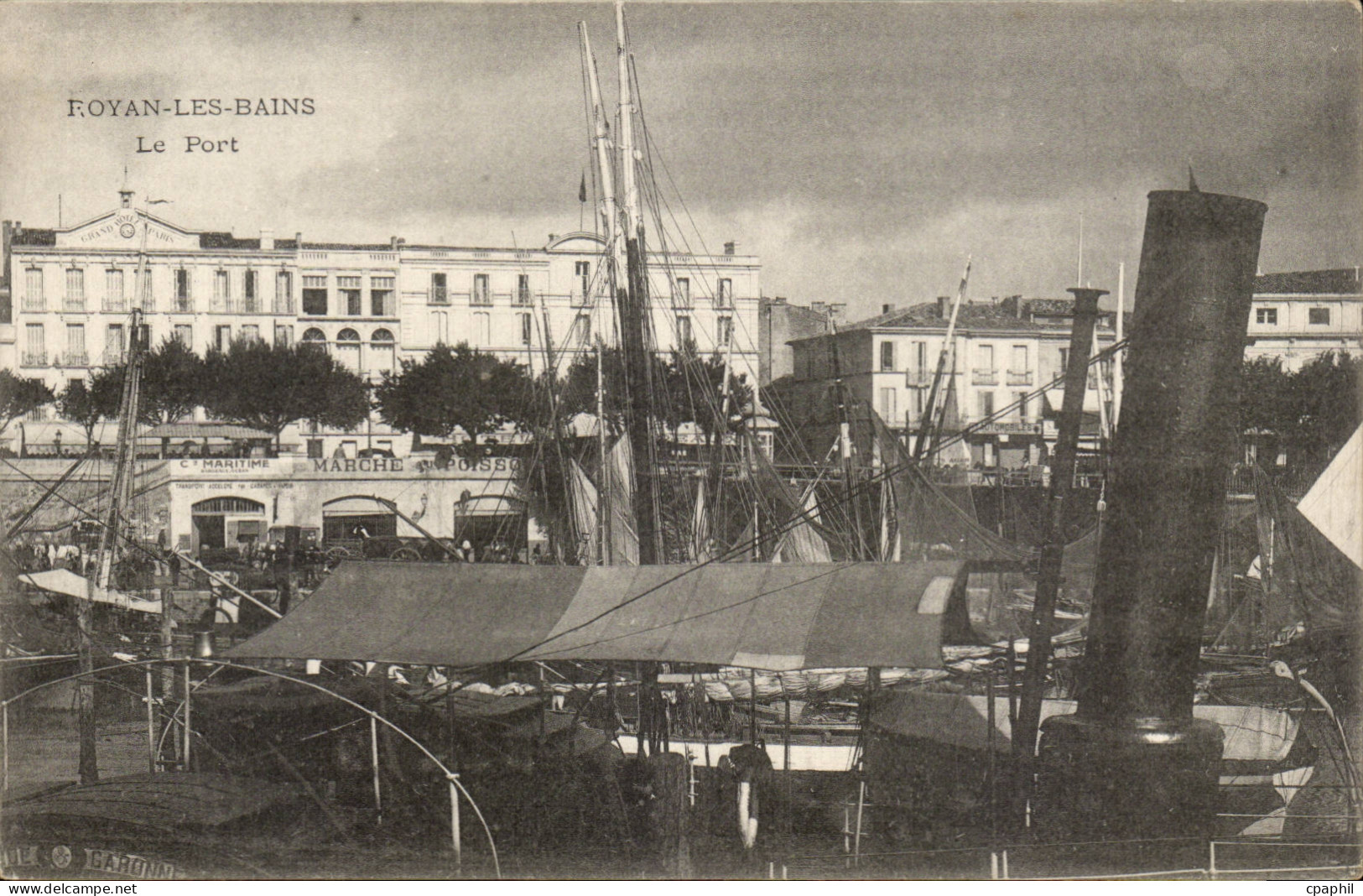 Royan les Bains - Le Port - CPA