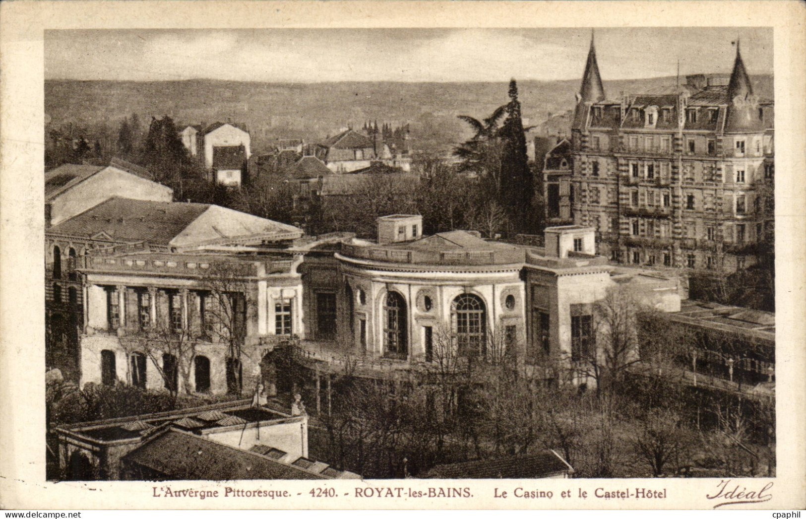 Royat - Le Casino et le Casino Hotel - CPA