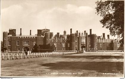 Grande Bretagne Grande Bretagne CPA Hampton court palace West front