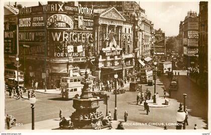 CPM Piccadilly Circus London