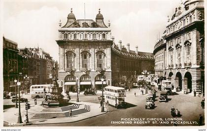 CPM Piccadilly Circus London showing Regent St and Piccadilly Autobus