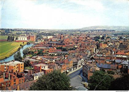 B102208 tewkesbury gloucestershire abbey tower   uk