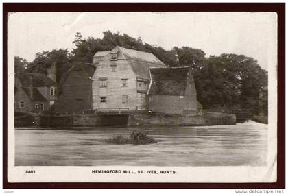 cpa  Angleterre  Hemingford  Mill St Ives  Hunt   ABE47