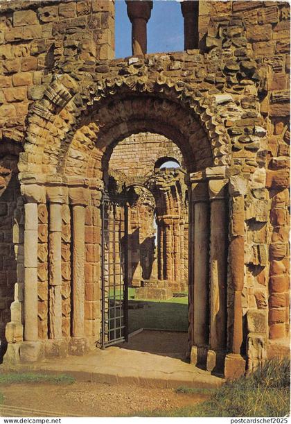 uk43571 lindsfarne priory northumberland uk