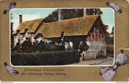 br107938 picturesque warwickshire ann hathaways cottage shottery uk