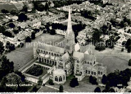 Salisbury Wiltshire Fliegeraufnahme Salisbury Cathedral