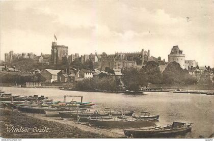 CPA Windsor Castle Bateaux