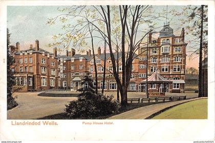 uk28501 llandrindod wells wales  uk