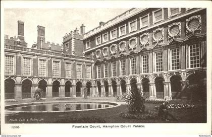 Hampton Court Palace Fountain Court