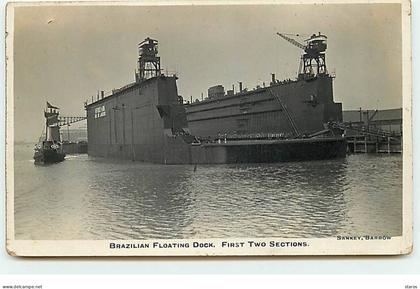 Royaume-Uni - Angleterre - BARROW-IN-FURNESS - Brazilian Floating Dock, First two sections