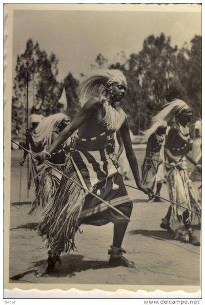 PHOTO 7.5x10.5 (ruanda) chef danseur butera
