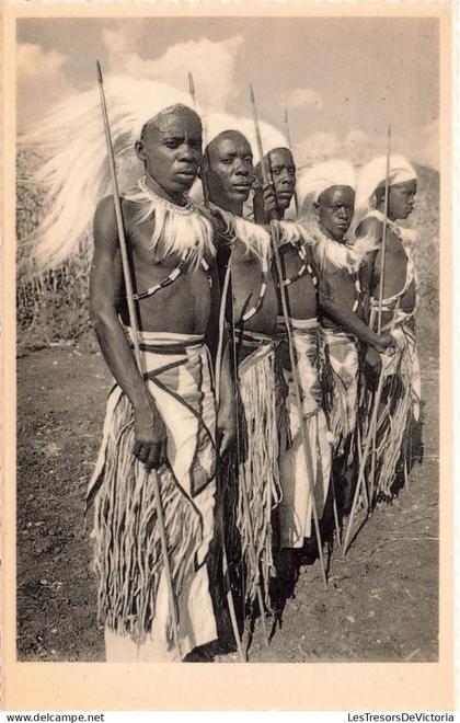 [-15%] RUANDA-URUNDI - un groupe dintores de lUrundi - "Intore" - Groep (Urundi) - Carte Postale Ancienne