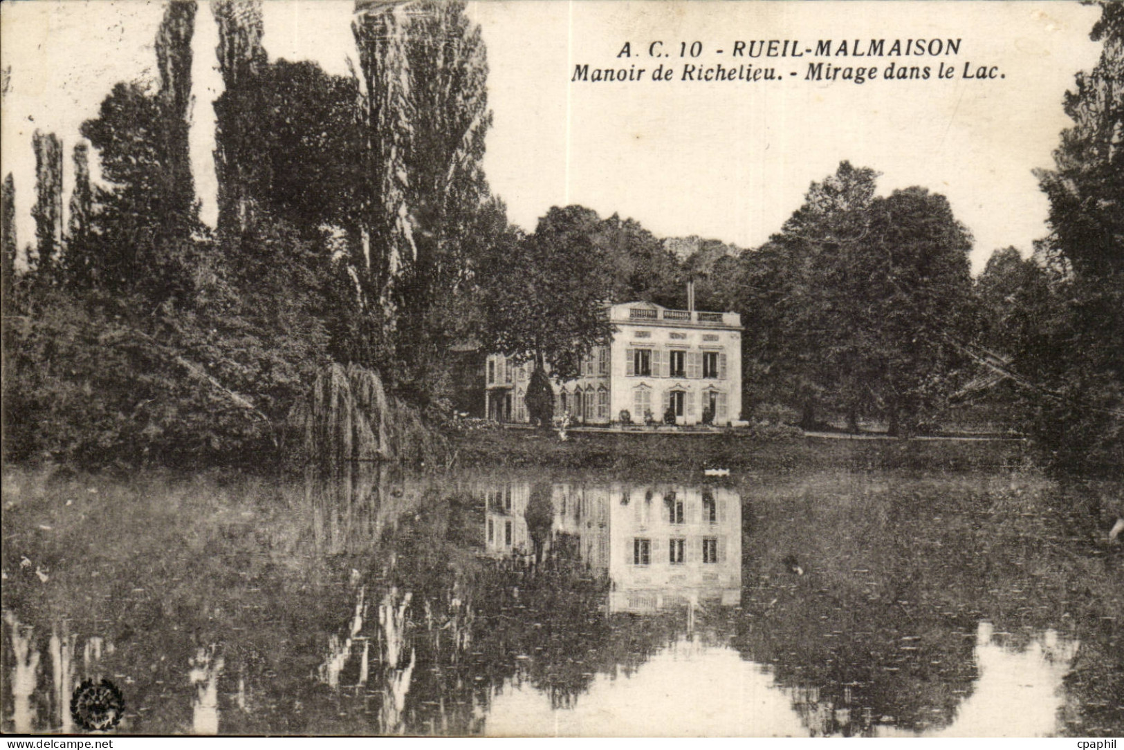 Rueil malmaison CPA Manoir de Richelieu Mirage dans le lac