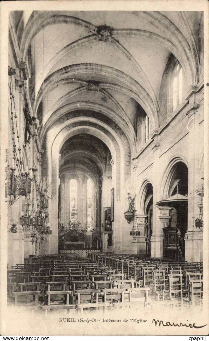 Rueil Malmaison - Interieur de l'Eglise - CPA