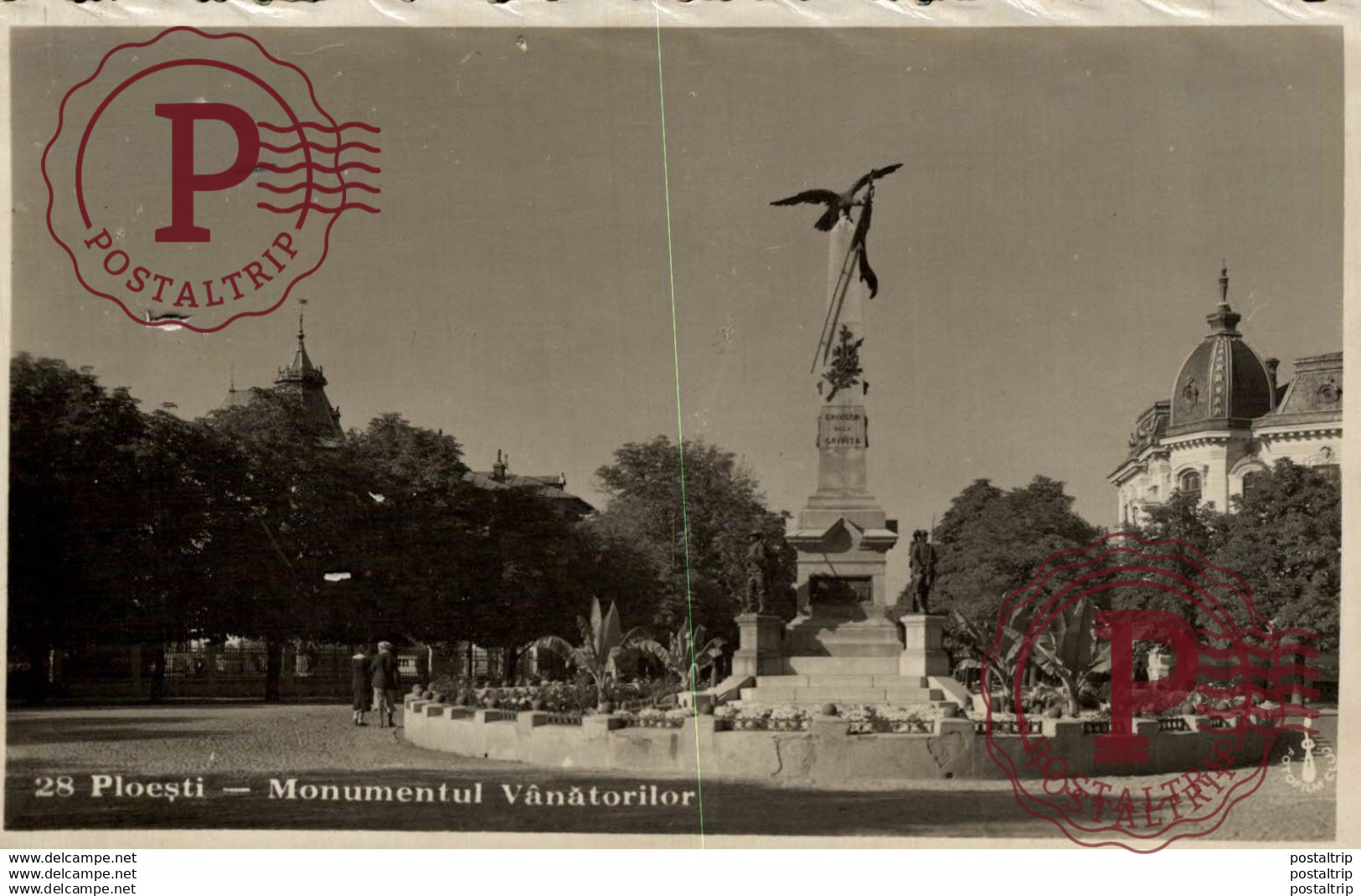 RUMANIA // ROMANIA. PLOESTI. MONUMENT VANATORILOR