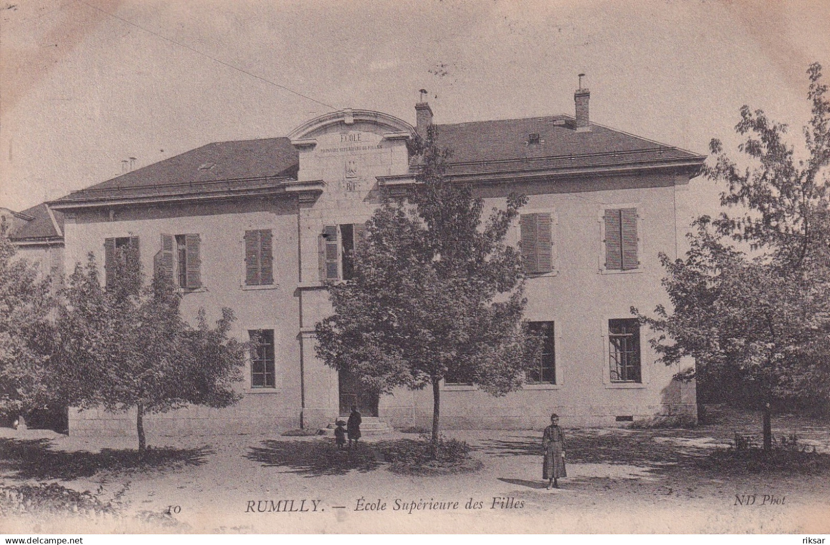 RUMILLY(ECOLE)