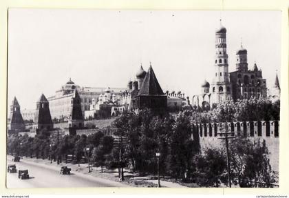 18344 / MOSCOU Moscow Camions Remparts KREMLIN Moskau Moscù МОСКВА 1951 Union Républiques Soviétiques CCCP URSS USSR