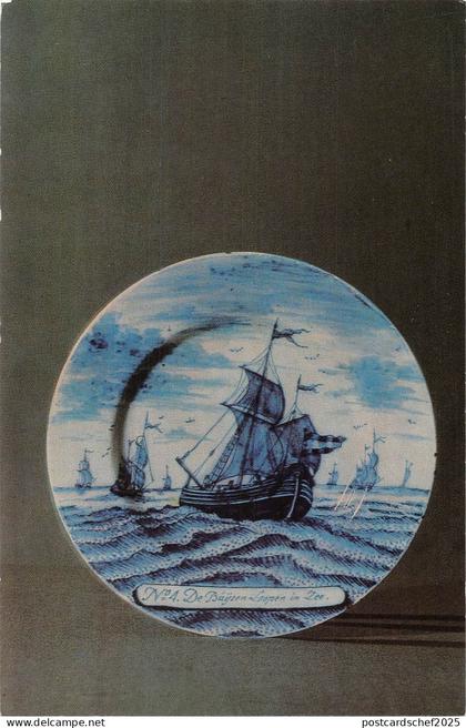 B109903 Russia Leningrad Teller Die Erimitage Fayence Die Werkstatt