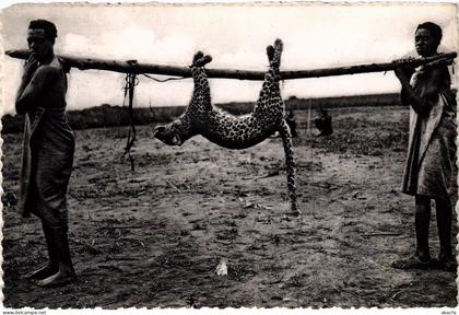 PC RWANDA PANTHER HUNT ETHNIC TYPES (a62385)